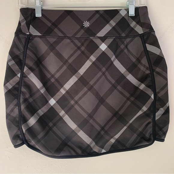 Athleta Skirt Tech Wander Mini Skirt Gray Plaid
Fleece Lined Size Small - Picture 1 of 8